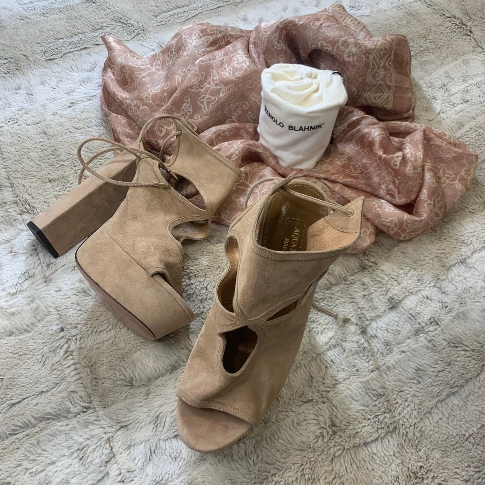 Aquazzura size 38 nude platform sandal